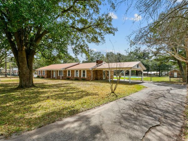 3146 Forrest Avenue, Crestview, FL 32539