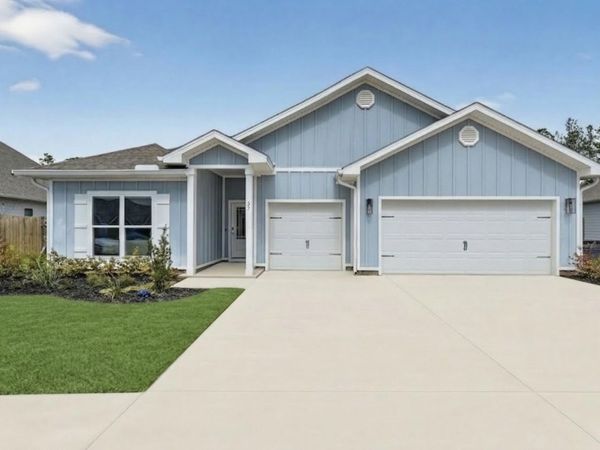 27 E Oak Trees Lane, Freeport, FL 32439