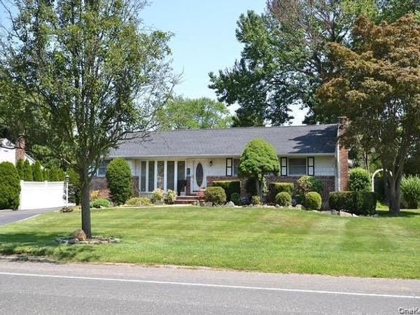 348 Town Line Road, Commack, NY 11725