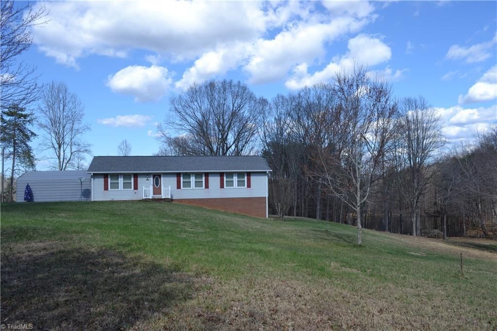 599 Nc Highway 770, Mayodan, NC 27027 Main Photo