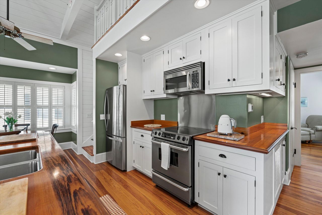 206 Marsh Pointe Drive Photo 12