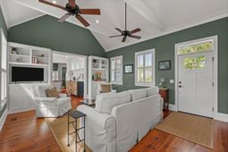 206 Marsh Pointe Drive photo 4