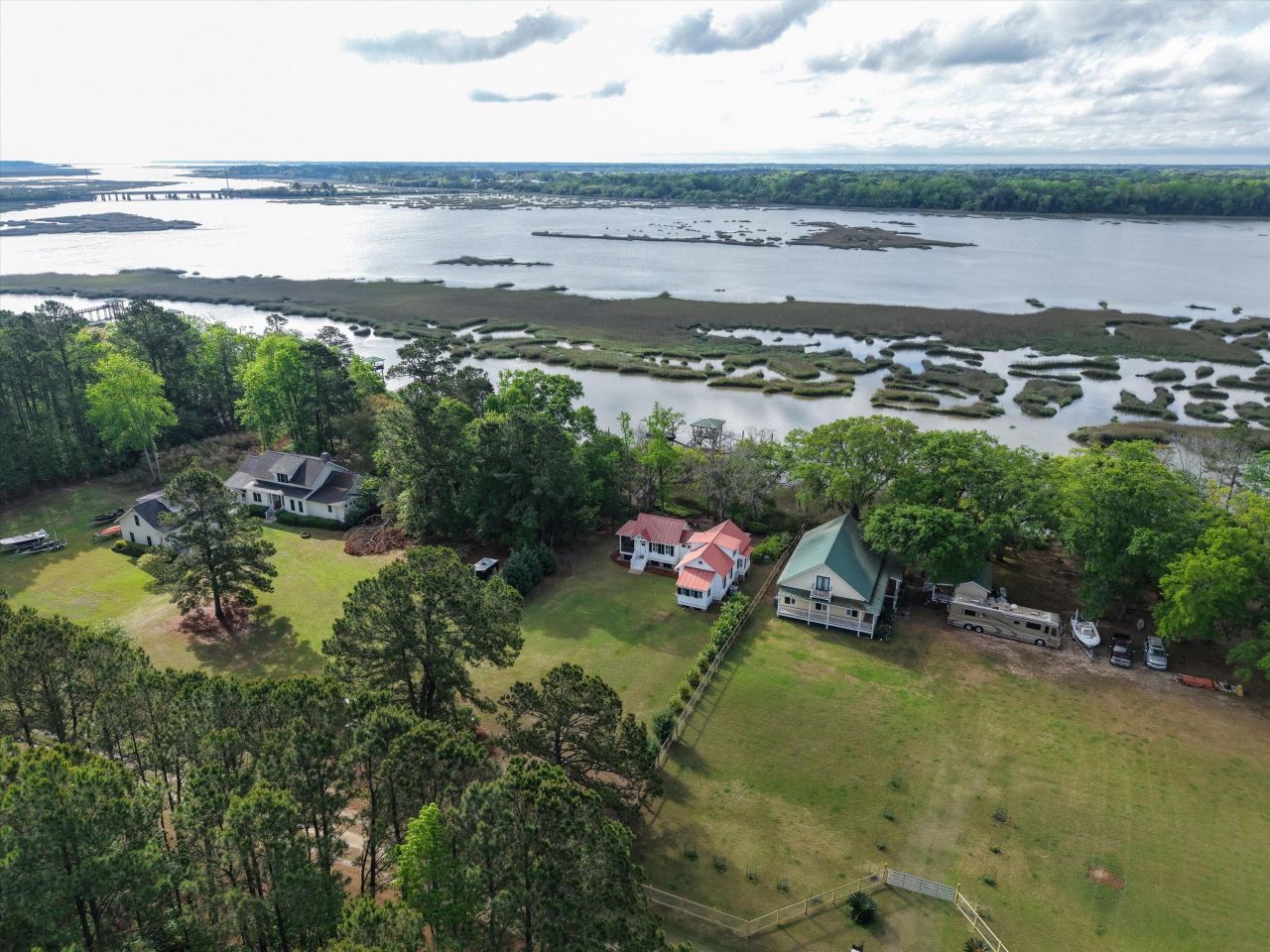 206 Marsh Pointe Drive Photo 37