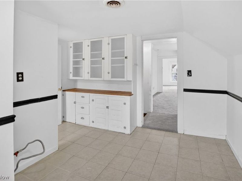 2010 Forestdale Avenue , Cleveland, OH 44109 Photo 19