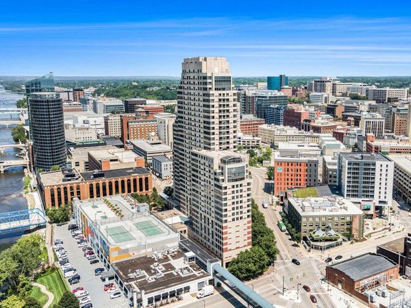 40 Campau Circle NW, Unit 2503, Grand Rapids, MI 49503