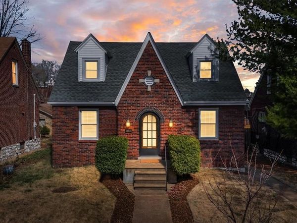 5011 Lindenwood Avenue, St Louis, MO 63109