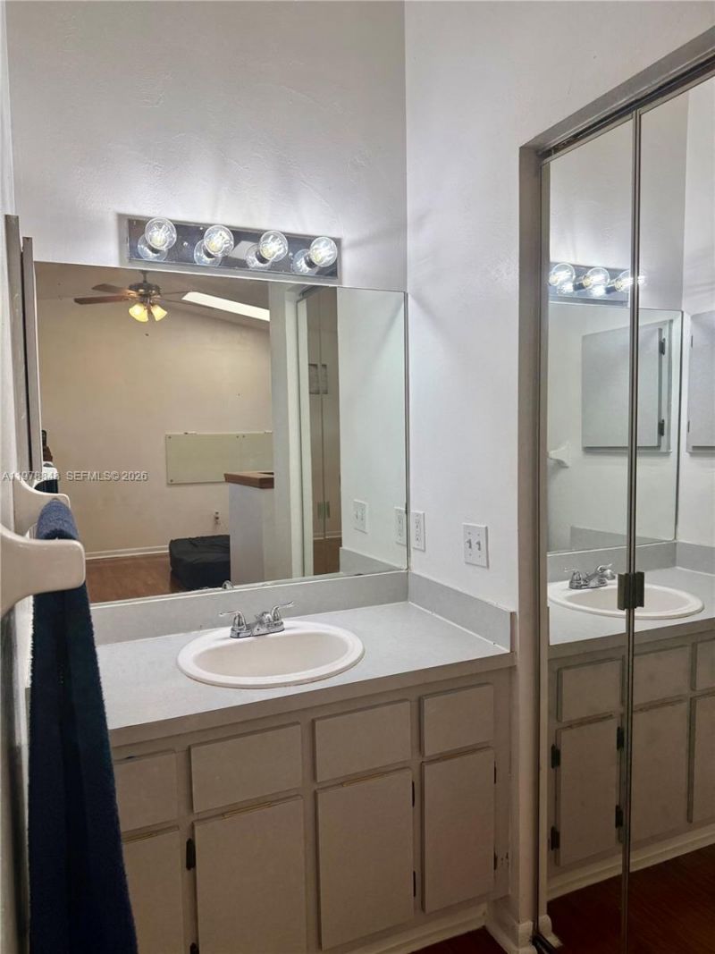 4224 SW 87th Ter, Cooper City, FL 33328 Photo