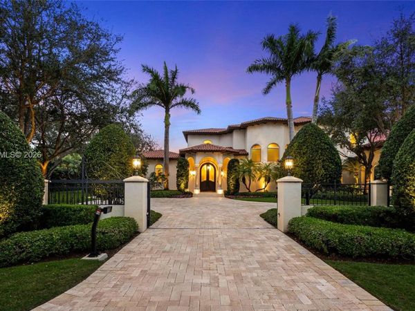 6255 SW 133rd St, Pinecrest, FL 33156