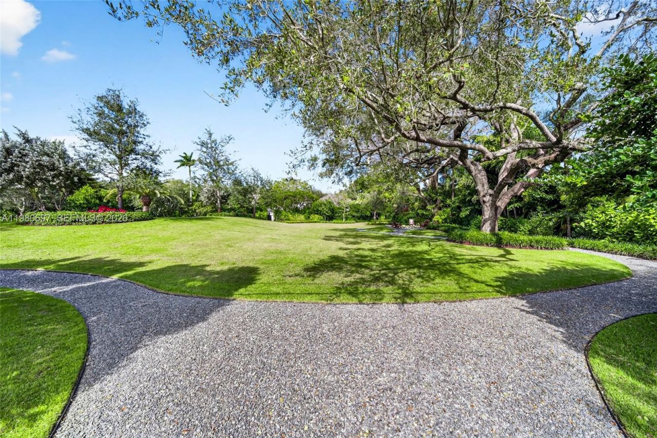 6255 SW 133rd St, Pinecrest, FL 33156 Photo