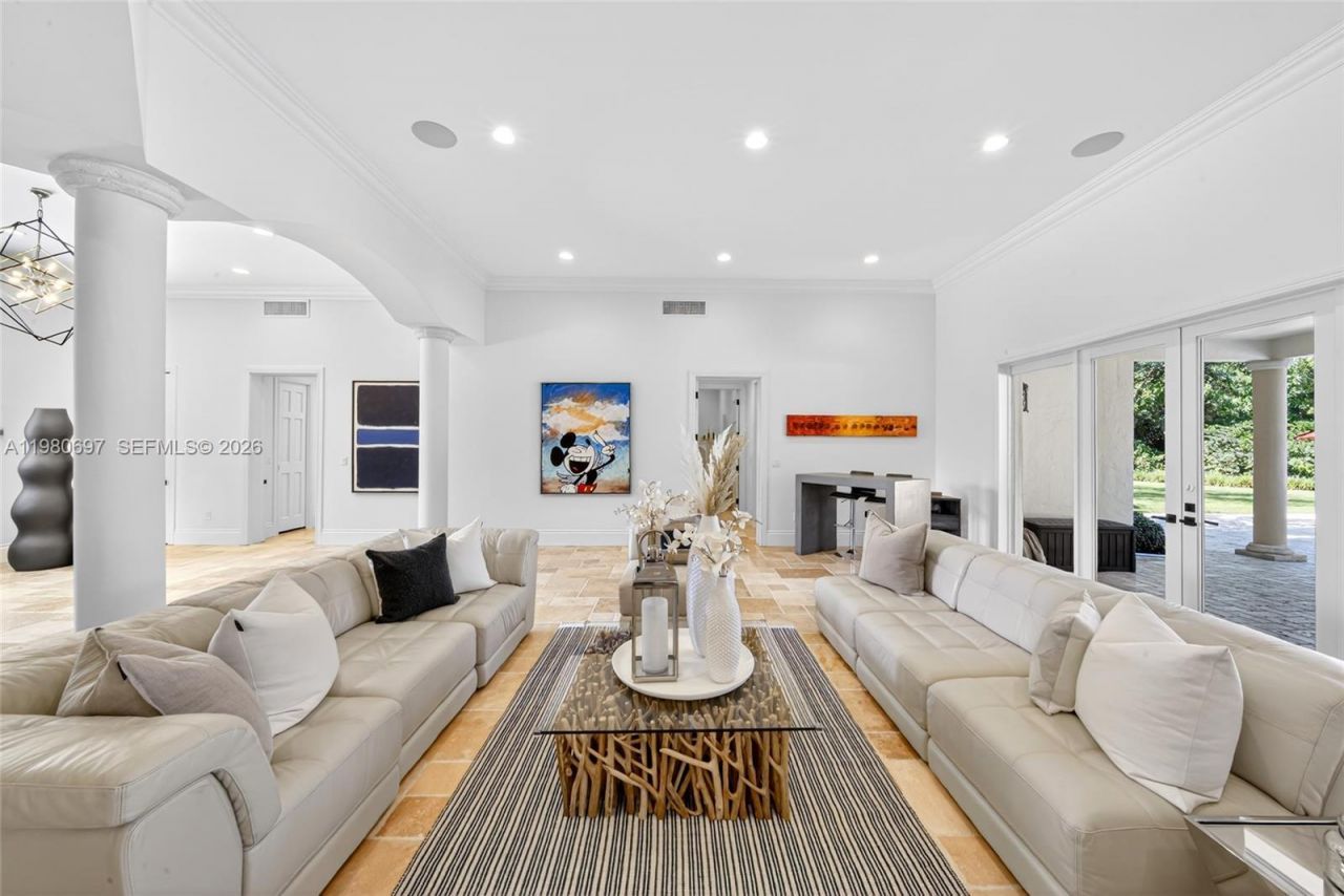 6255 SW 133rd St , Pinecrest, FL 33156 Photo