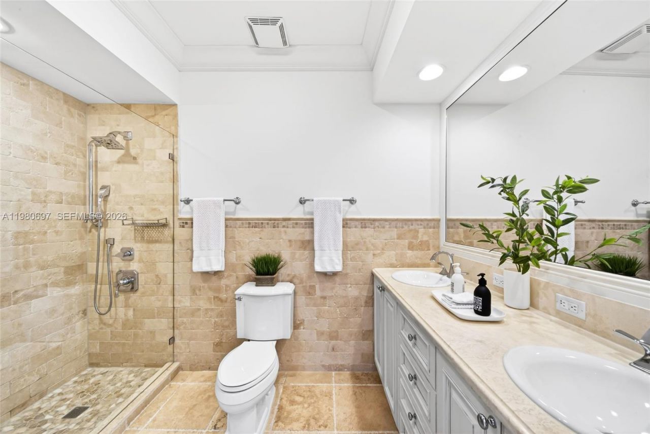 6255 SW 133rd St , Pinecrest, FL 33156 Photo