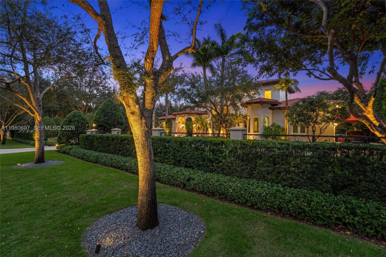 6255 SW 133rd St , Pinecrest, FL 33156 Photo