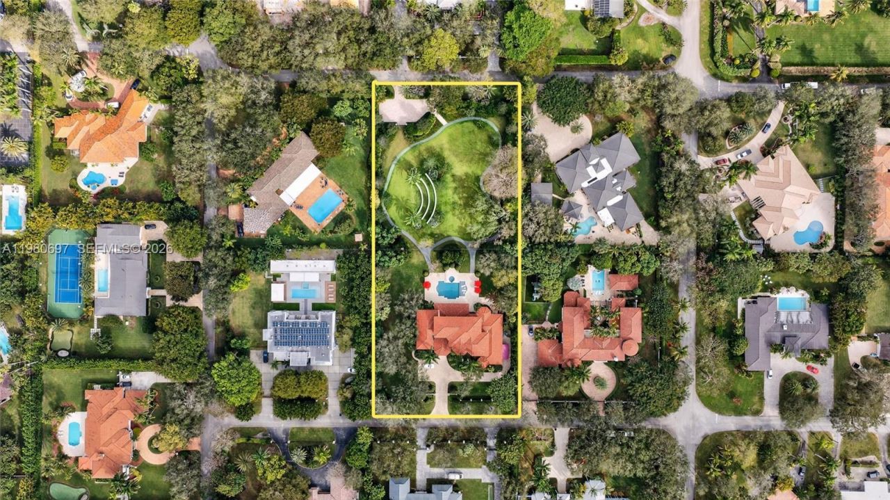 6255 SW 133rd St , Pinecrest, FL 33156 Photo