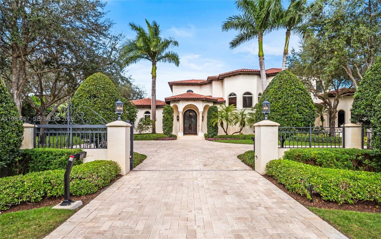 6255 SW 133rd St , Pinecrest, FL 33156 Photo