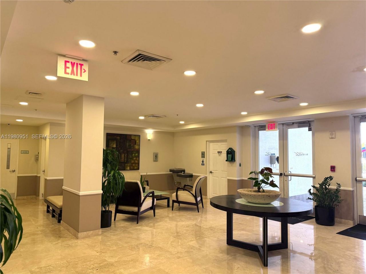 900 SW 8th St , Unit 604, Miami, FL 33130 Photo