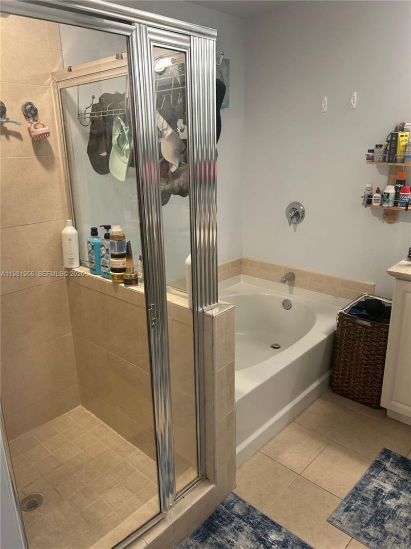 3340 NE 190th St, Unit 1407, Aventura, FL 33180 Photo