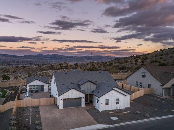 2958 Murrelet Way, Sparks, NV 89441