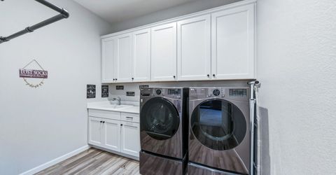 2958 Murrelet Way, Sparks, NV 89441 Photo