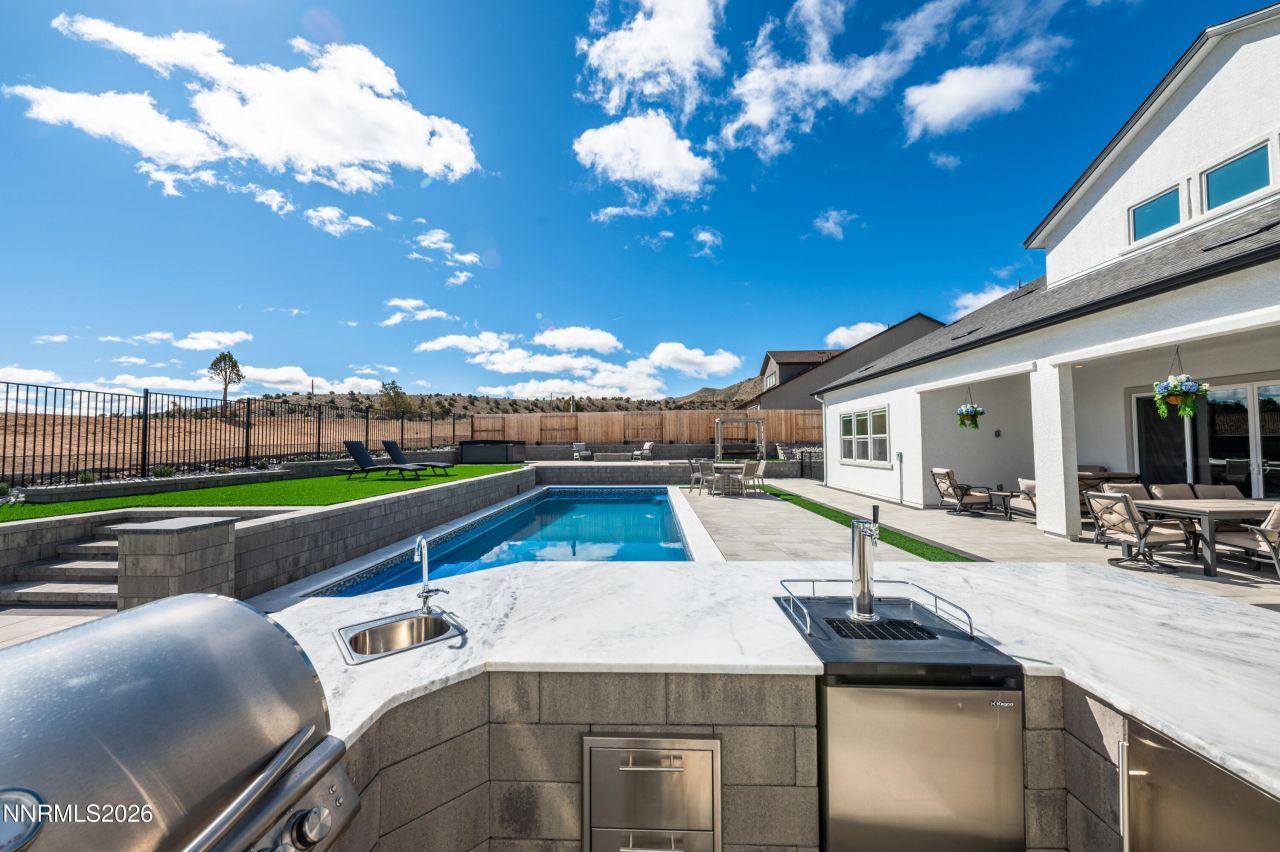 2958 Murrelet Way, Sparks, NV 89441 Photo