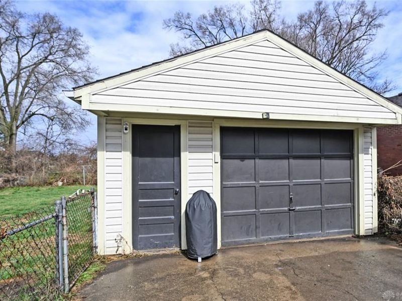 9 W Lowery Avenue, Dayton, OH 45449 Photo 25