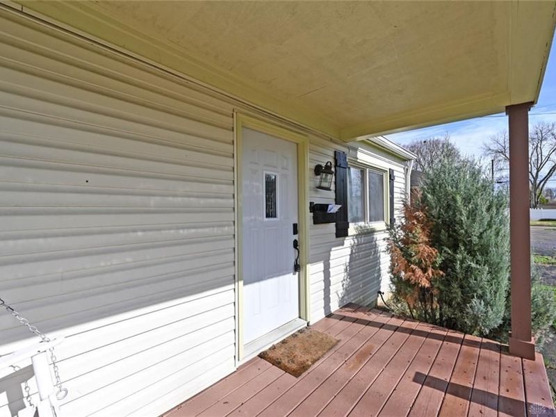 9 W Lowery Avenue, Dayton, OH 45449 Photo 3