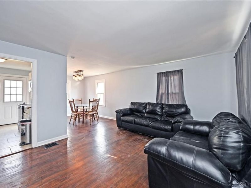 9 W Lowery Avenue, Dayton, OH 45449 Photo 4