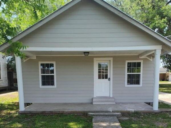 400 S Granger Street , Erath, LA 70533