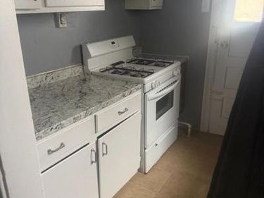 6458 W CHESTER PARK , UPPER DARBY, PA 19082