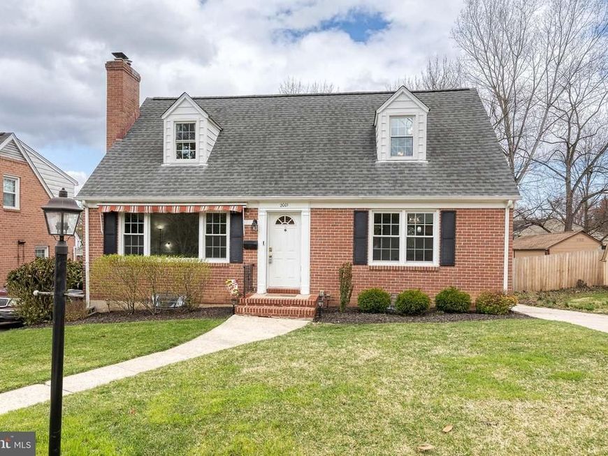 2001 Tree Lane, Lutherville Timonium, MD 21093 Main Photo