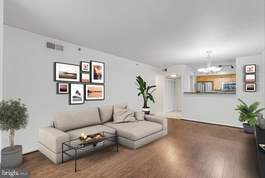 1024 N Utah Street, Unit 522, Arlington, VA 22201 Main Photo