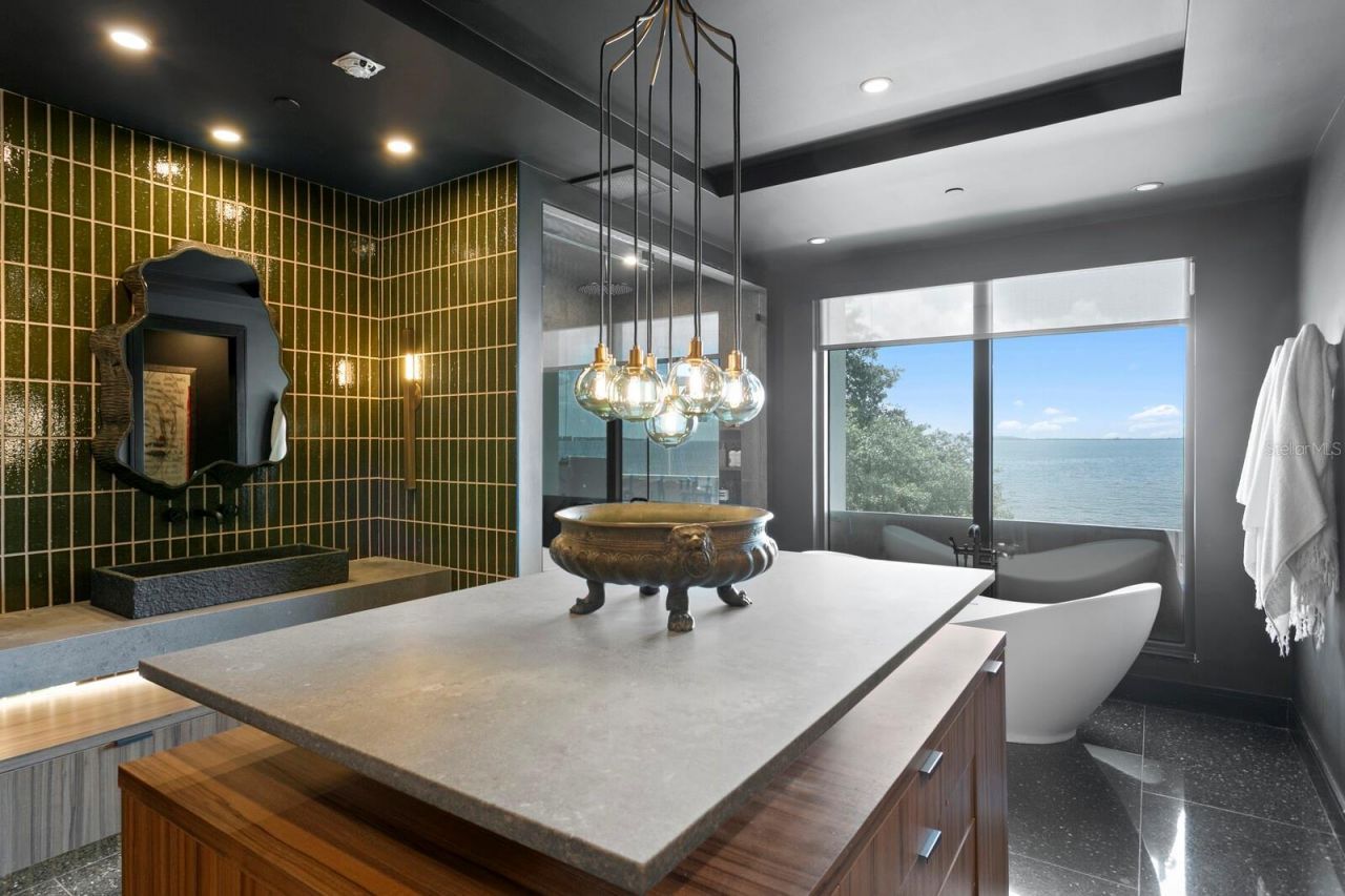 2619 Bayshore Boulevard, Unit 200, Tampa, FL 33629 Photo