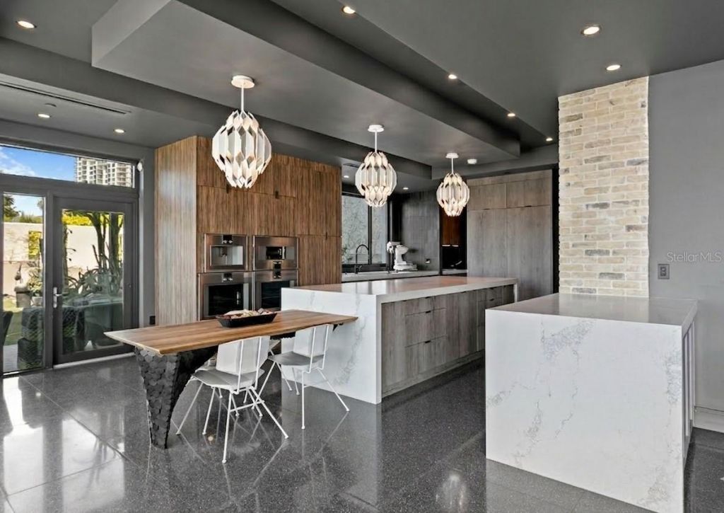 2619 Bayshore Boulevard, Unit 200, Tampa, FL 33629 Photo