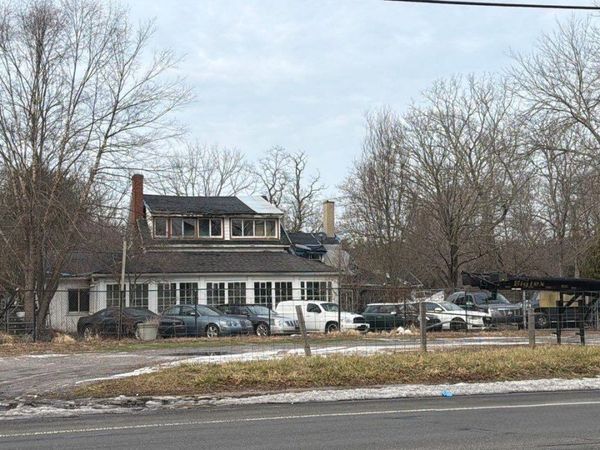 2891 Montauk Highway , Brookhaven, NY 11719