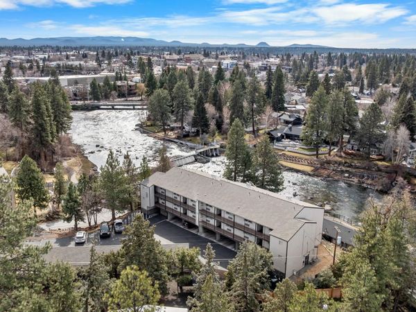 1565 NW Wall Street, Unit #306, Bend, OR 97703