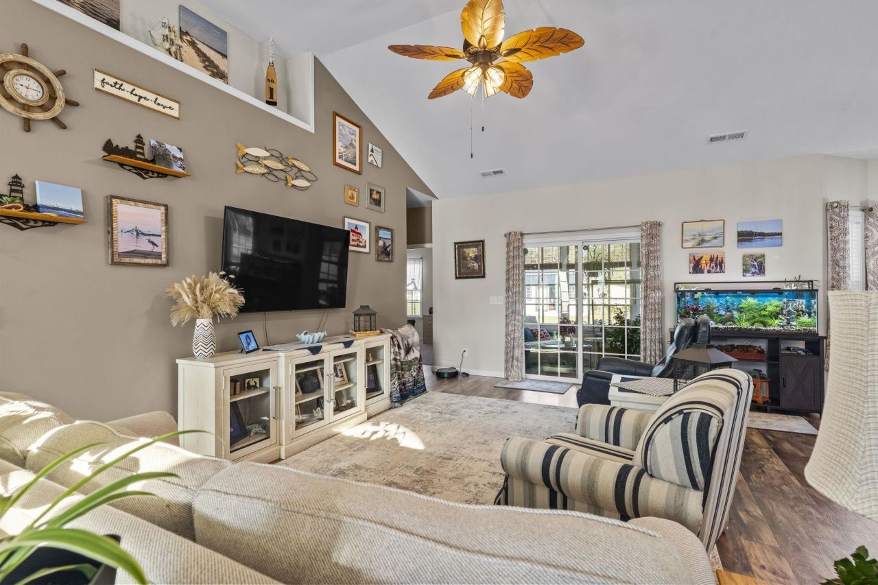 508 Loblolly Ln.  Photo 17