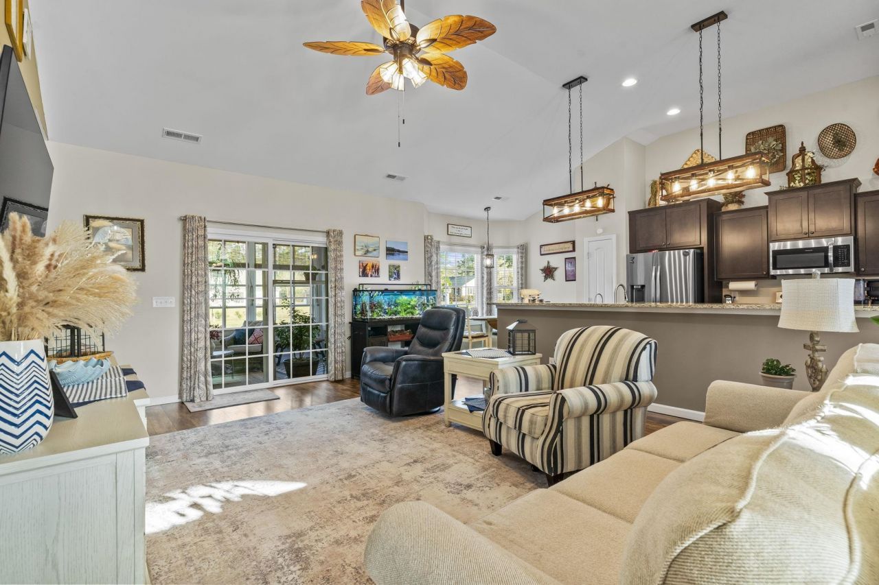 508 Loblolly Ln.  Photo 18