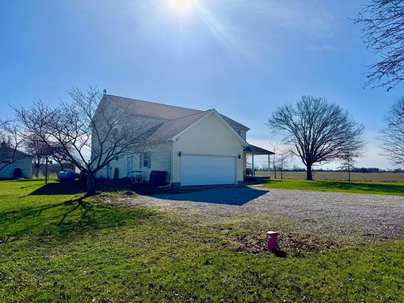 22362 Alkire Road , Circleville, OH 43113 Photo 4