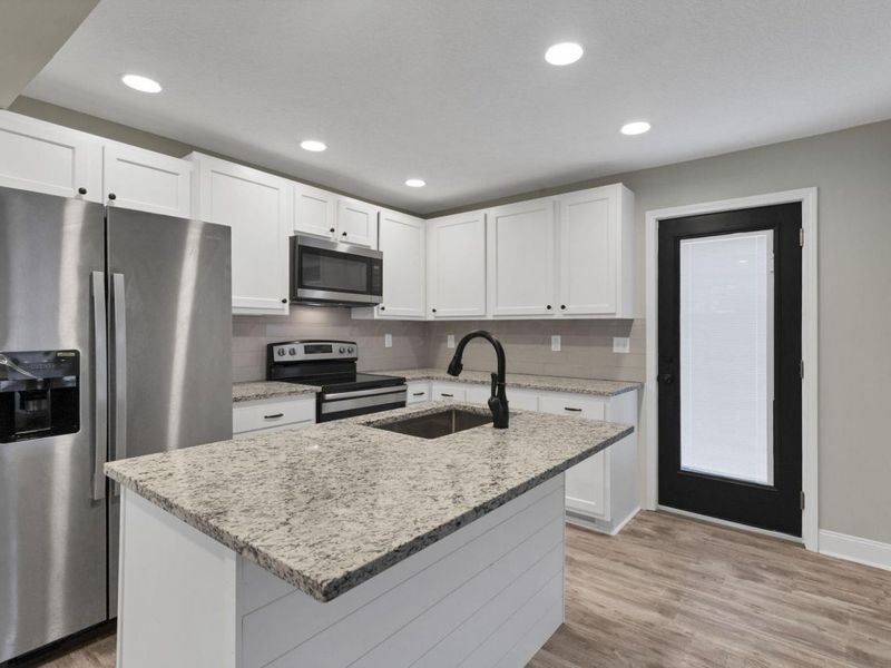 258 Wrexham Avenue , Columbus, OH 43223 Photo 11