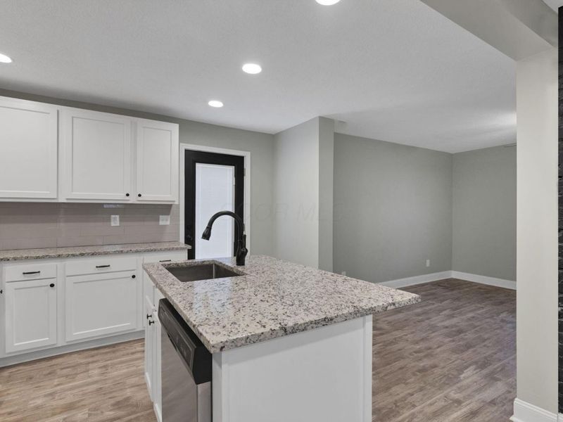 258 Wrexham Avenue , Columbus, OH 43223 Photo 12