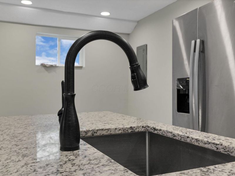 258 Wrexham Avenue , Columbus, OH 43223 Photo 17