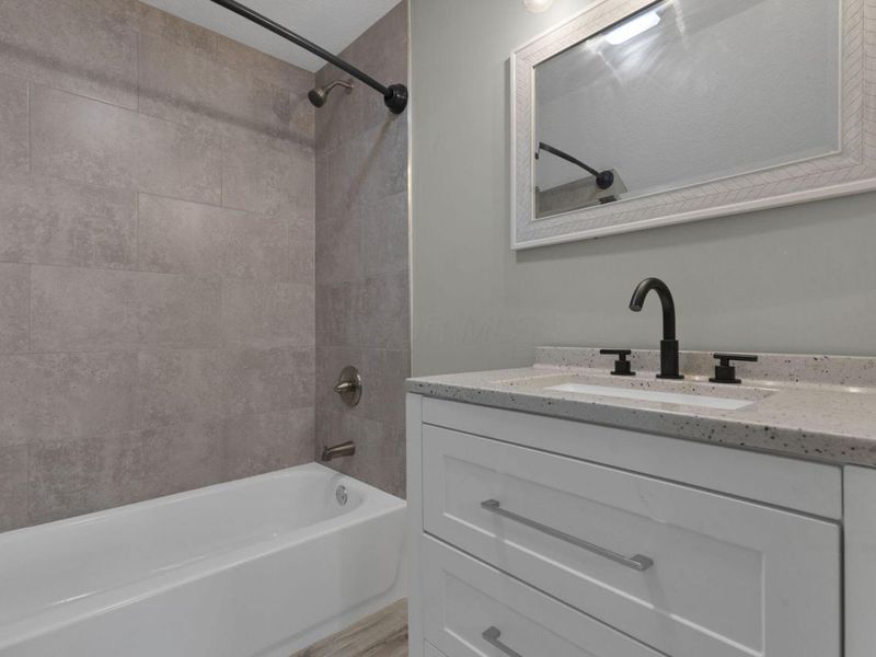 258 Wrexham Avenue , Columbus, OH 43223 Photo 28