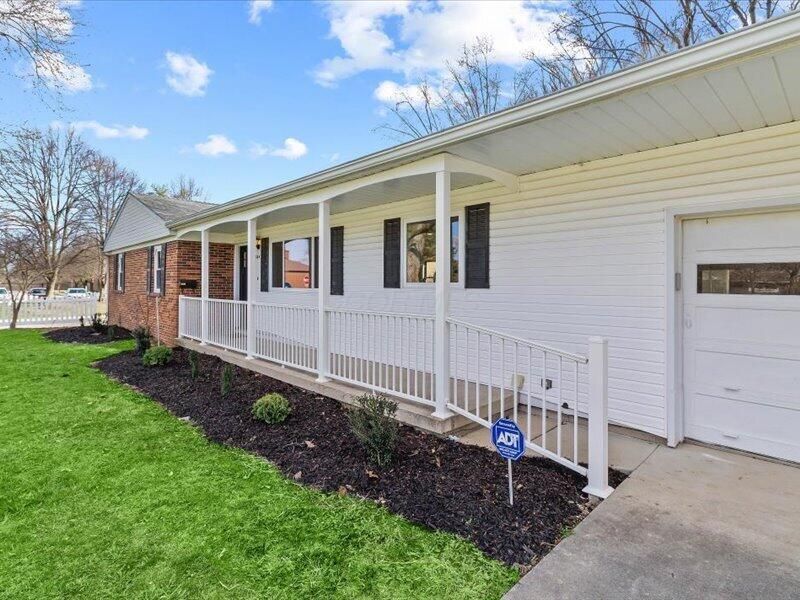 354 Hickory Drive, Marysville, OH 43040 Photo 2