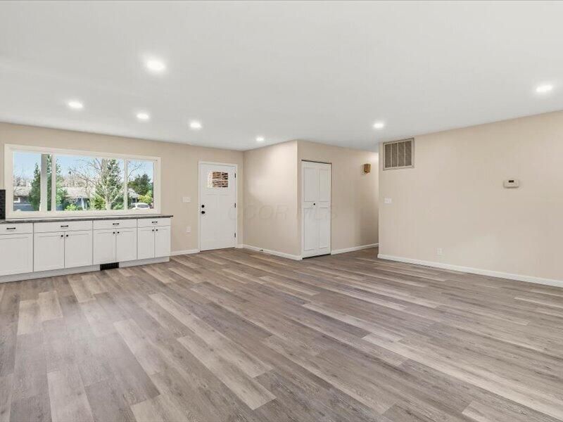 354 Hickory Drive, Marysville, OH 43040 Photo 6