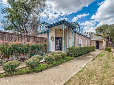 18031 Whispering Gables Lane, Dallas, TX 75287