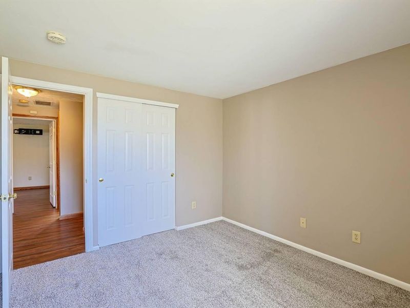 211 Katy Lane, Englewood, OH 45322 Photo 18