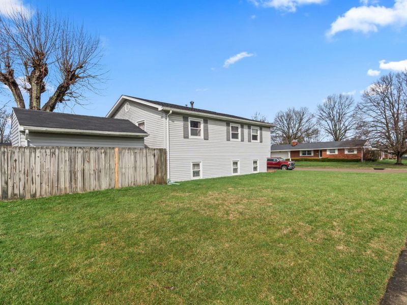 1004 Neri Avenue, Vandalia, OH 45377 Photo 4