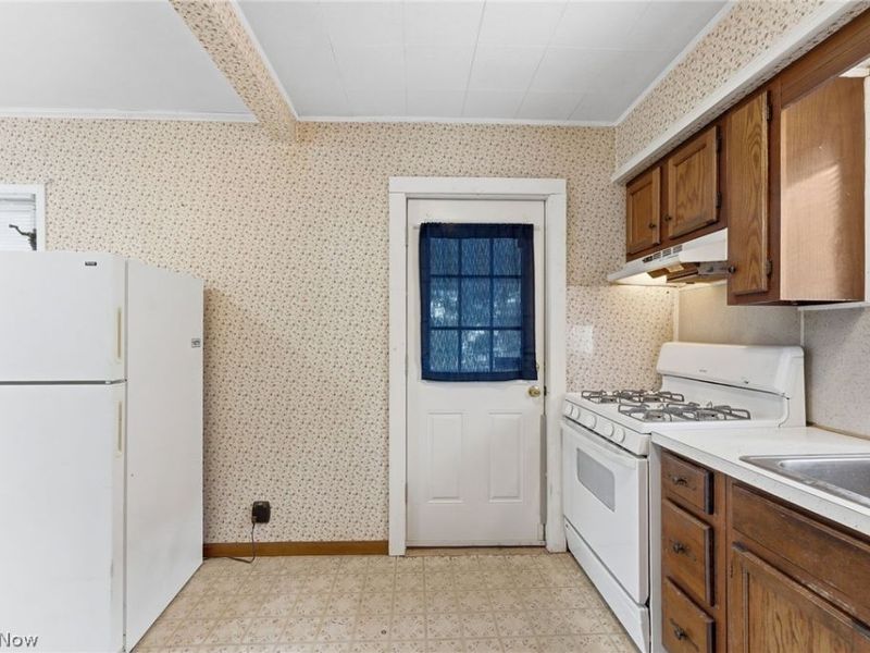 1887 Ritzman Court , Akron, OH 44314 Photo 13