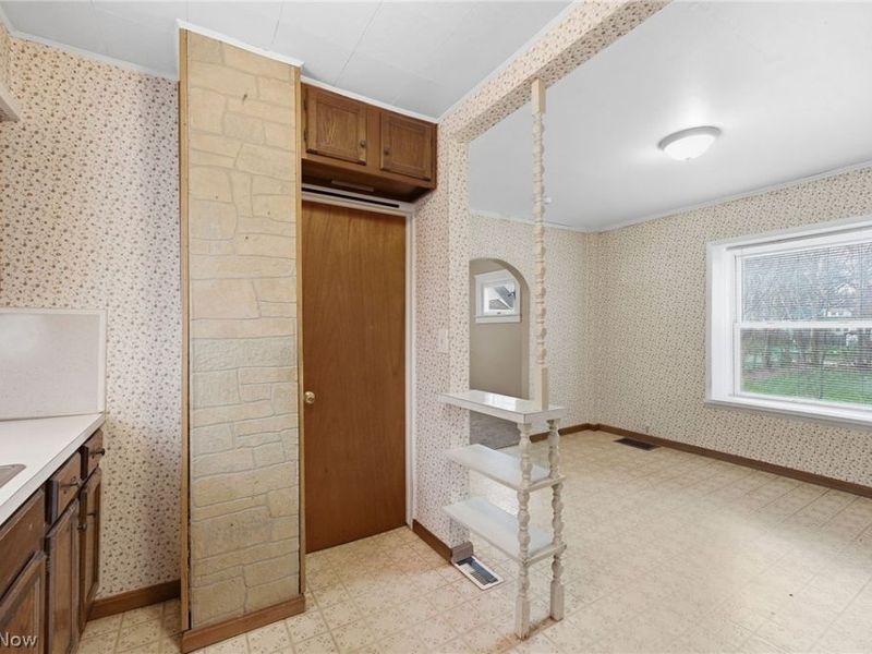 1887 Ritzman Court , Akron, OH 44314 Photo 14