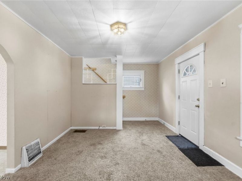 1887 Ritzman Court , Akron, OH 44314 Photo 7