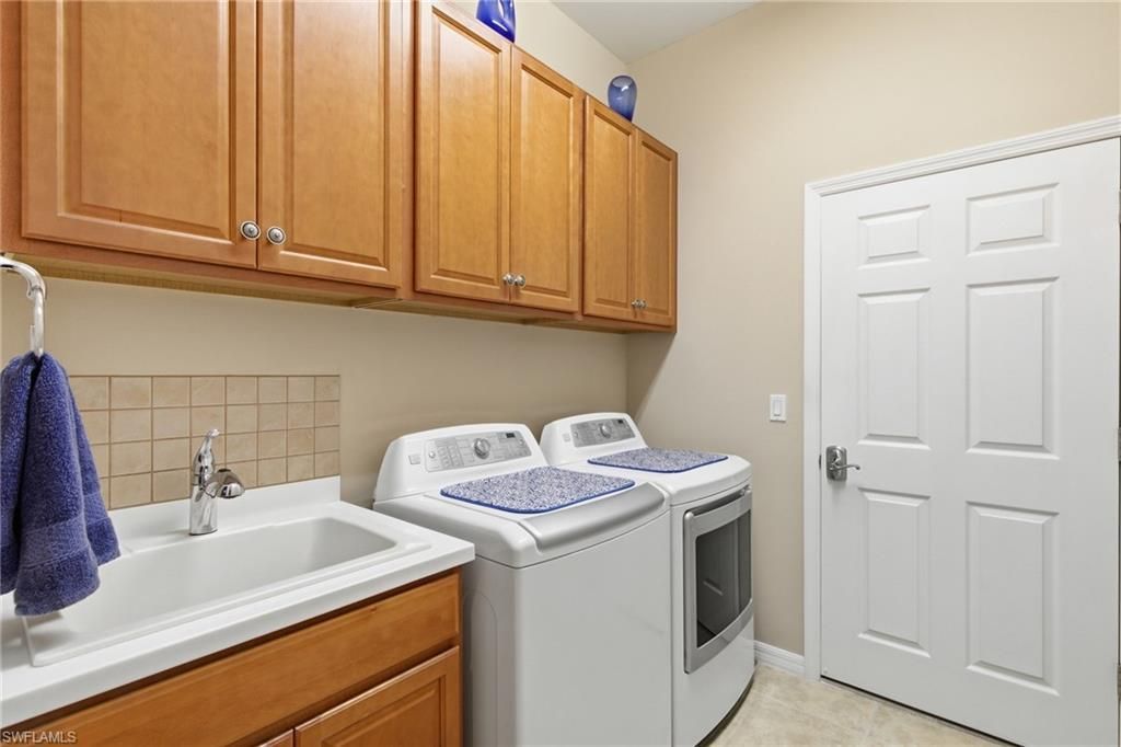 10526 Carena Cir, Fort Myers, FL 33913 Photo